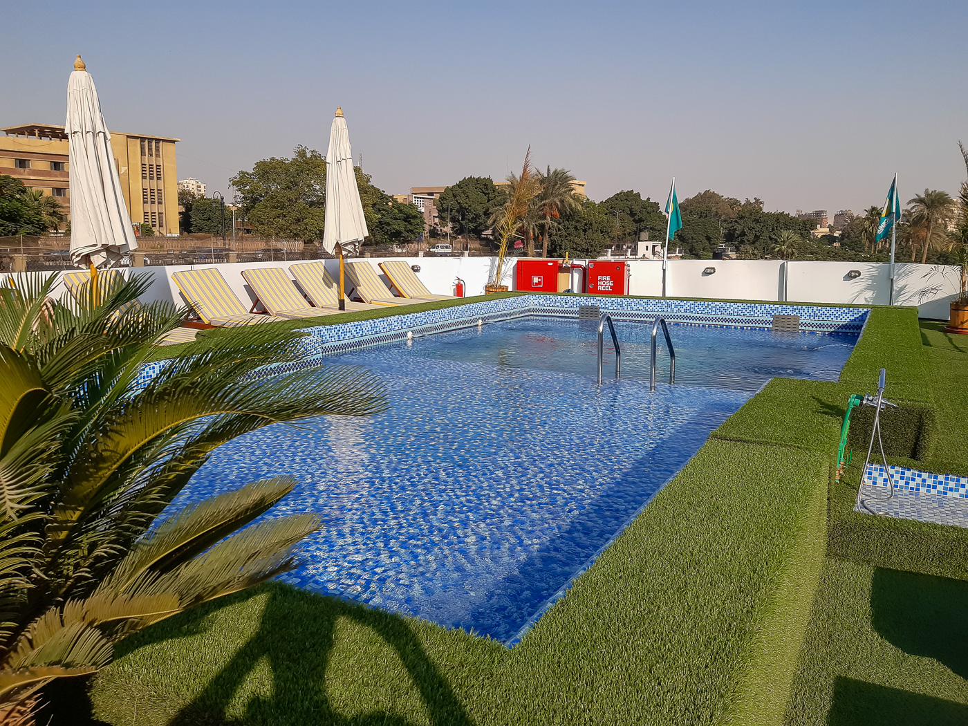 Poolbereich auf dem Oberdeck