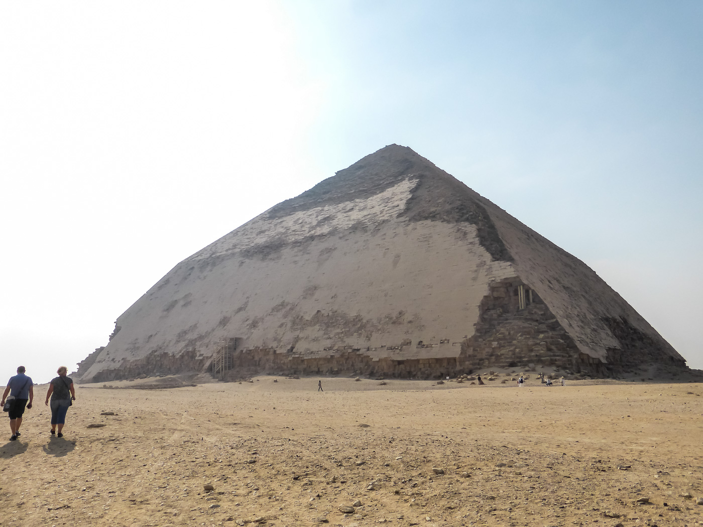 Knickpyramide des Snofru (4. Dynastie - vor 4500 Jahren)
