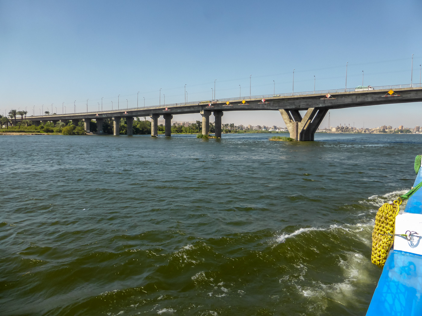 Die Tema Nil Brücke