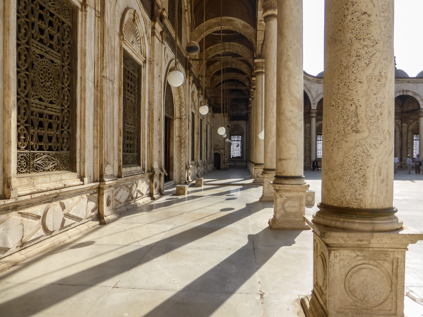 Das Baumaterial ist edles Alabaster