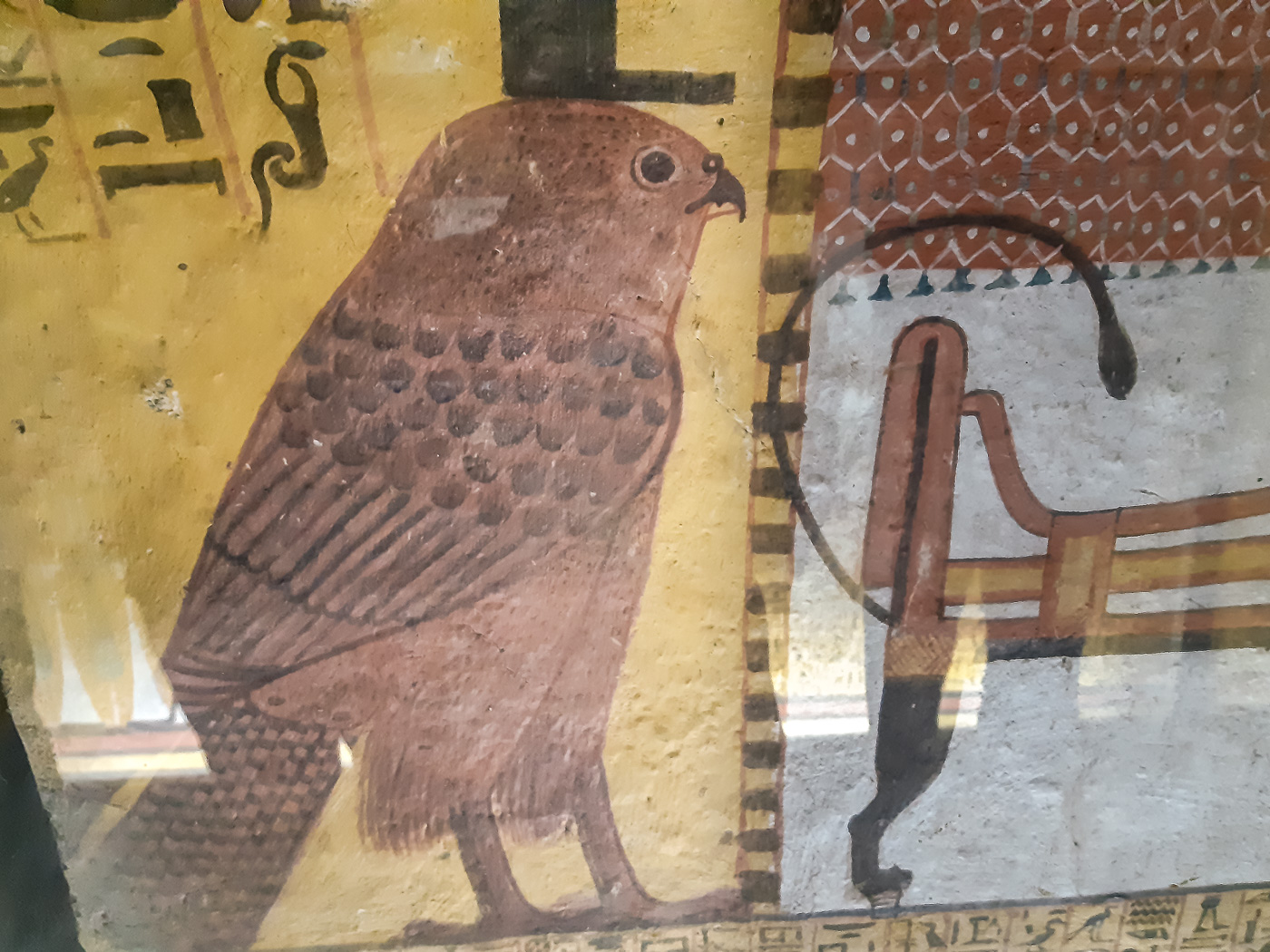 Die in der Grabkammer dargestellten Szenen geben aufschlussreiche Informationen über die altägyptische Mythologie, ...